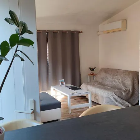 - Les Capucins Lägenhet *